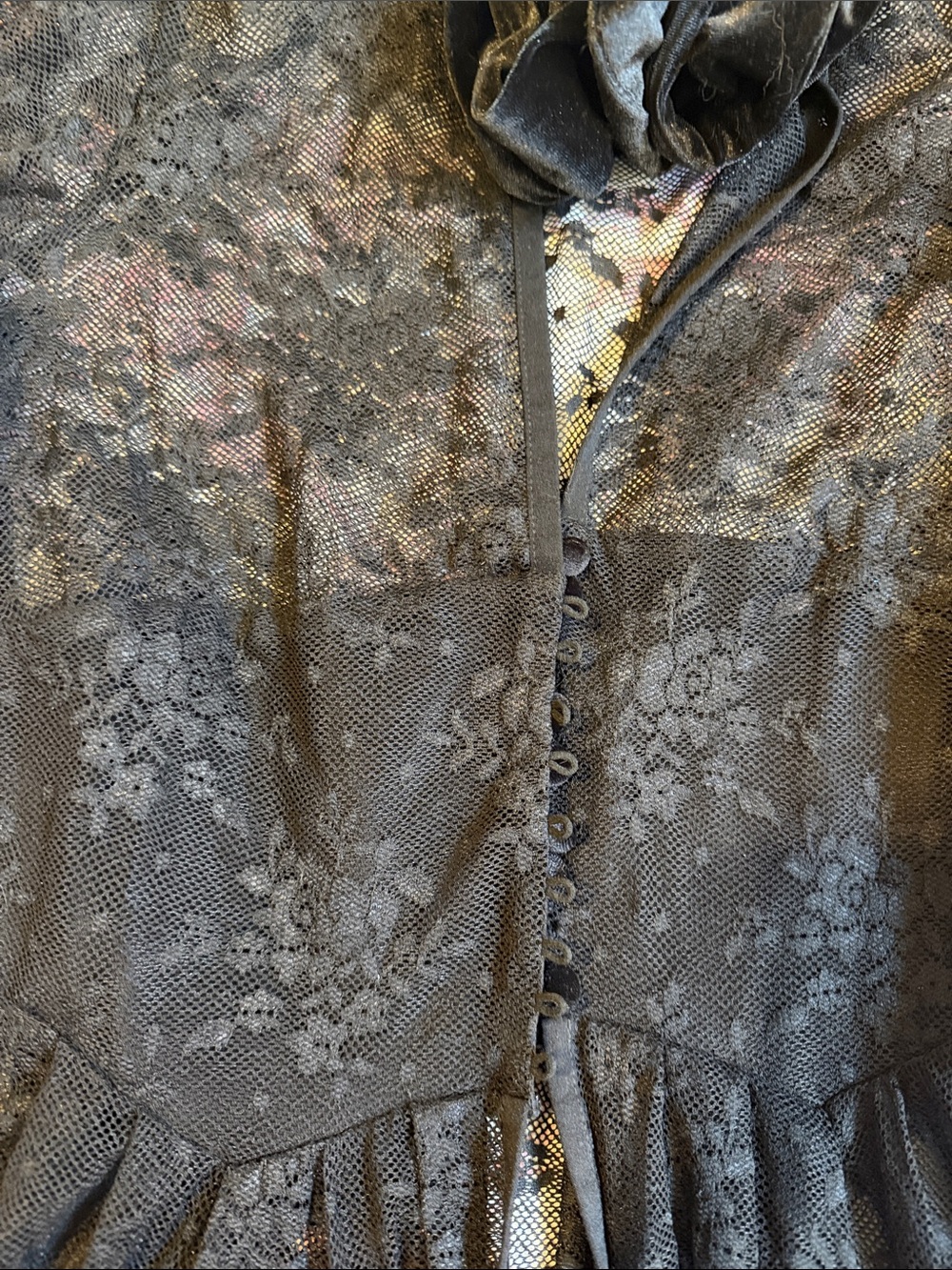 Unique Vintage Black Lace Duster with Floral Lining - Picture 3 of 10
